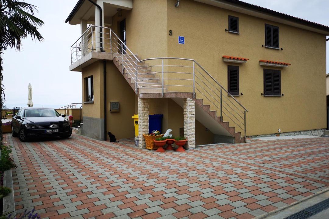 Photo of Others in Omisalj