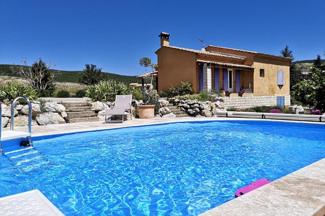 Photo of Others in Ongles