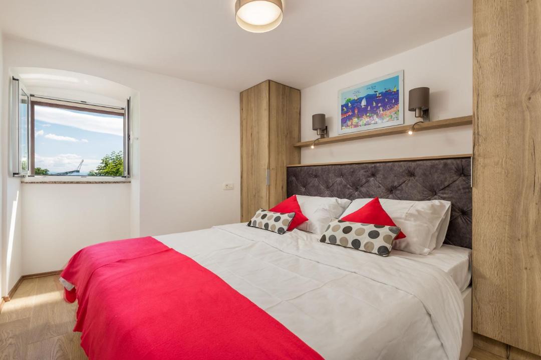 Photo of Bedroom in Ika