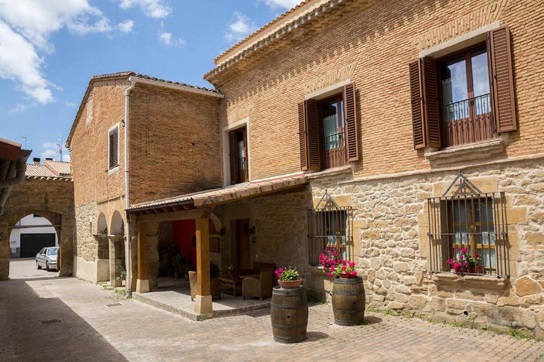 Photo of Buildings in Obanos