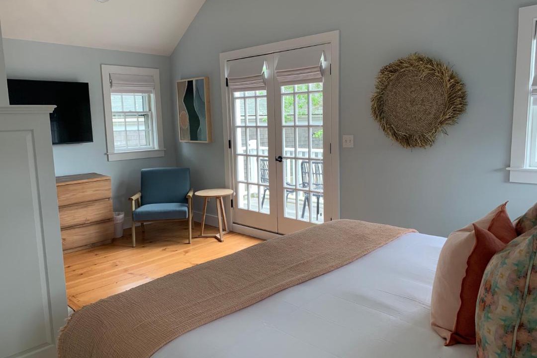 Photo of Others in Nantucket Town