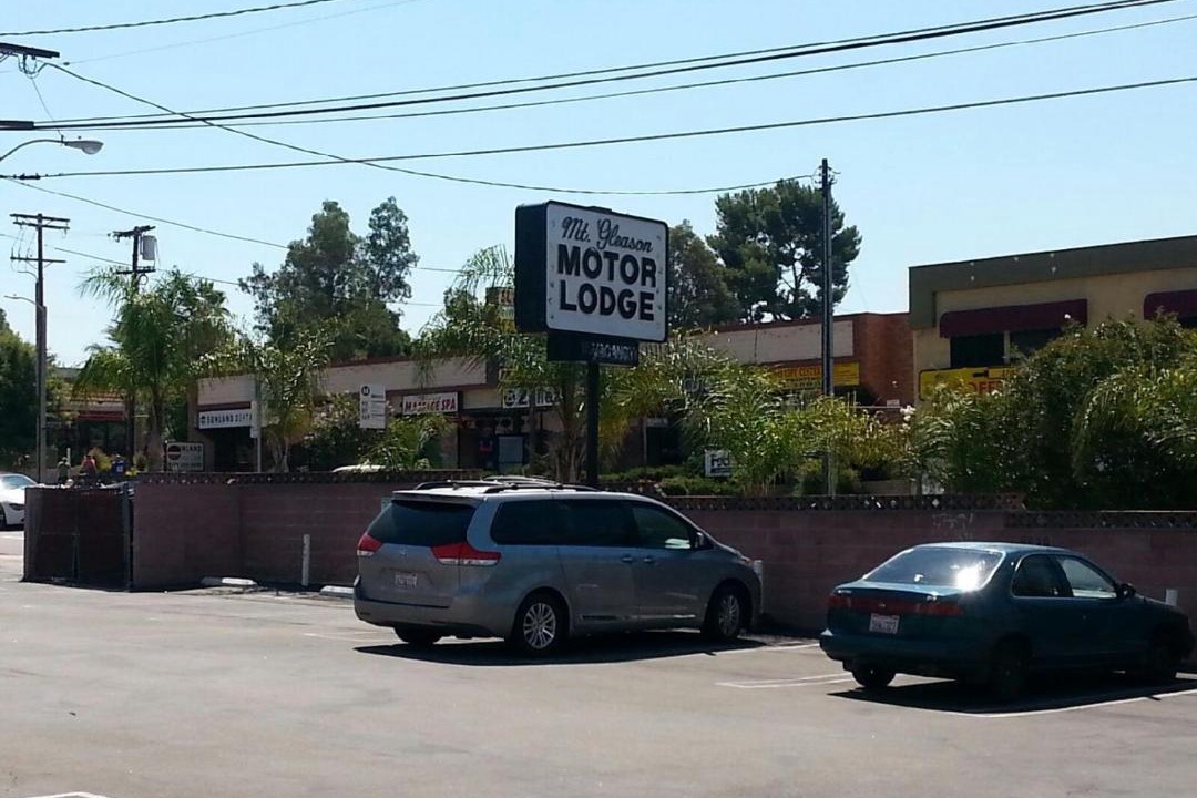 Photo of Others in Sunland-Tujunga