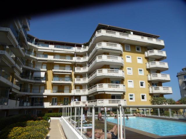 Photo of Others in Les Baumettes