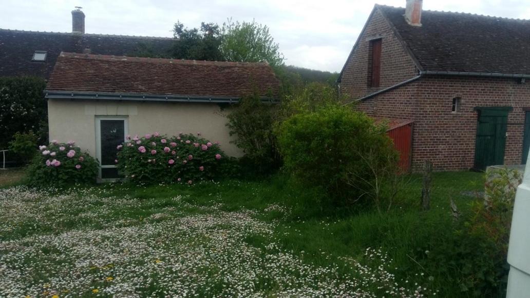 Photo of Others in Monthodon