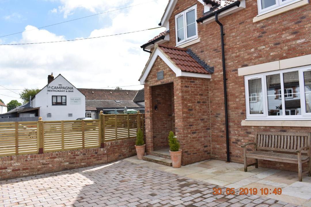 Photo of Buildings in Upton Scudamore