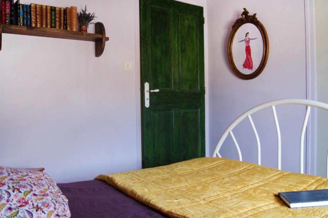 Photo of Others in Besignan