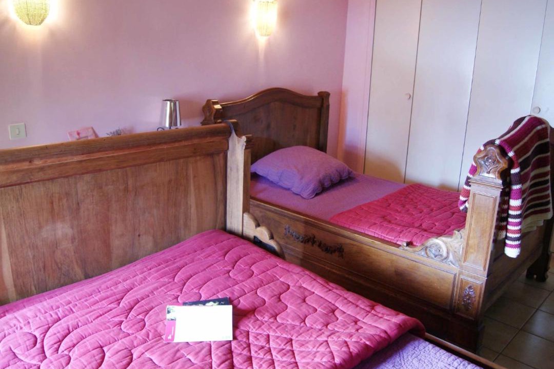 Photo of Others in Besignan