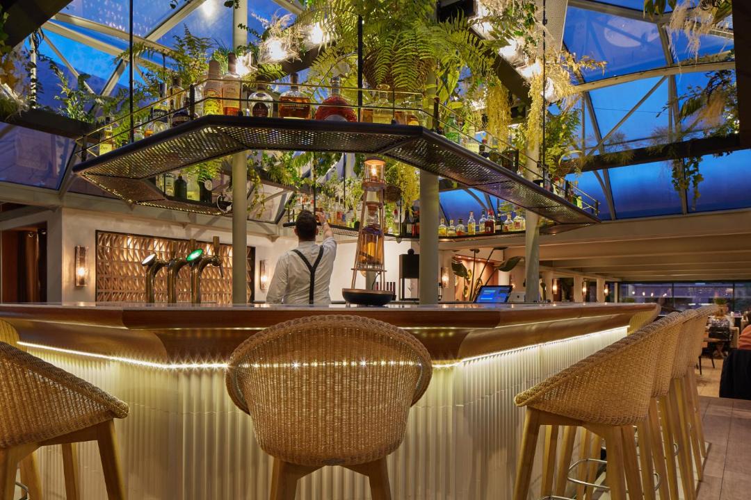 Photo of Others in Les Arcades