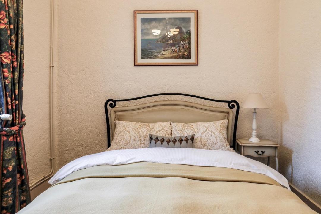Photo of Bedroom in Continvoir