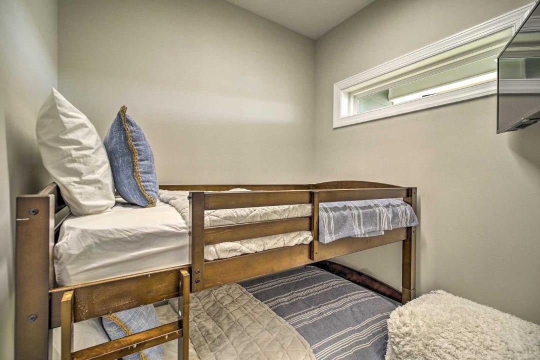 Photo of Bedroom in Downtown Chattanooga