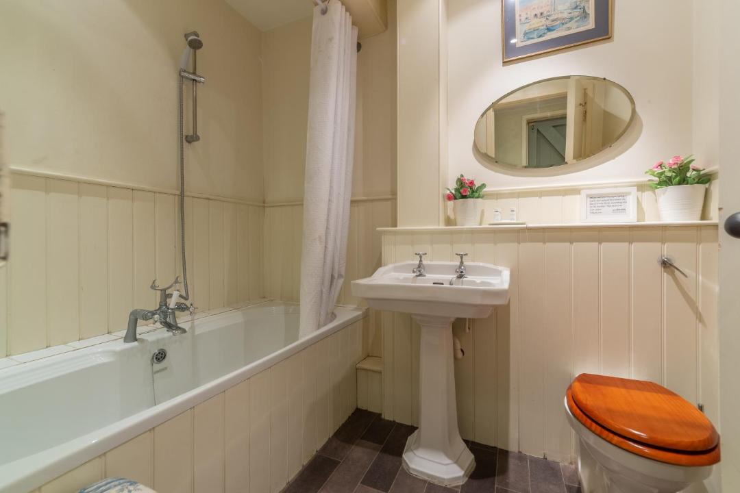Photo of Bathroom in Higham
