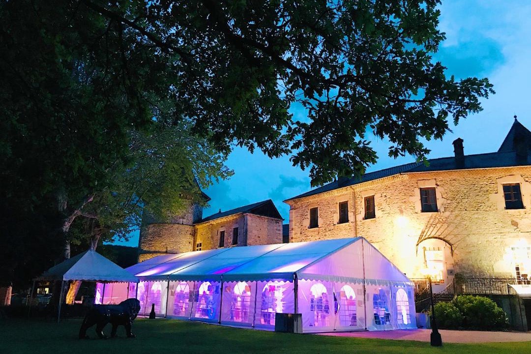 Photo of Buildings in Vignieu