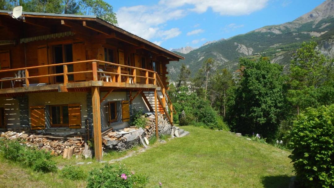 Photo of Buildings in Les Thuiles