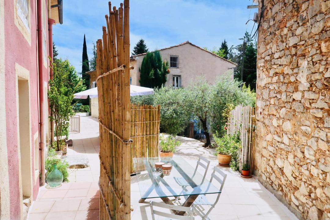 Photo of Patio Balcony in Taradeau