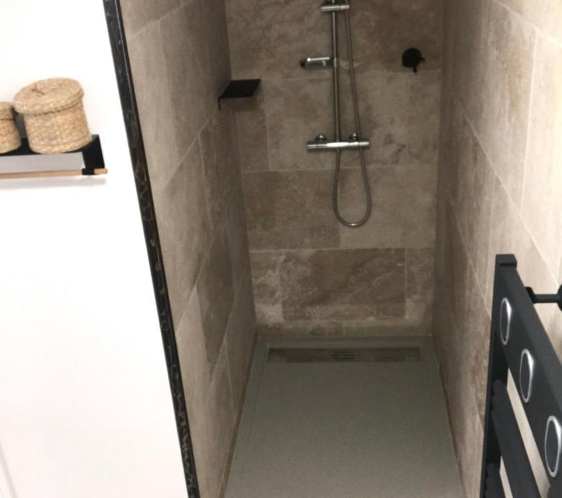 Photo of Bathroom in Saint-Affrique