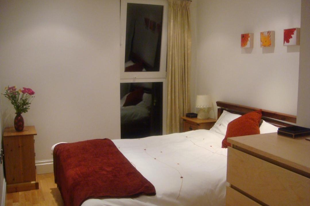 Photo of Bedroom in Sands End