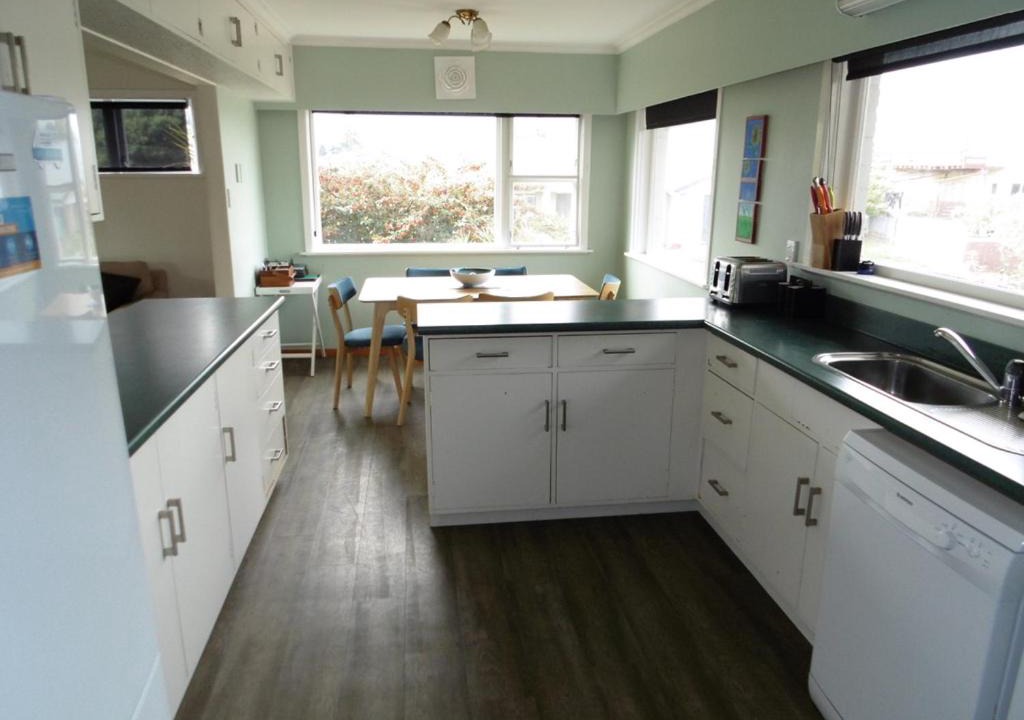 Photo of Kitchen in Waikanae