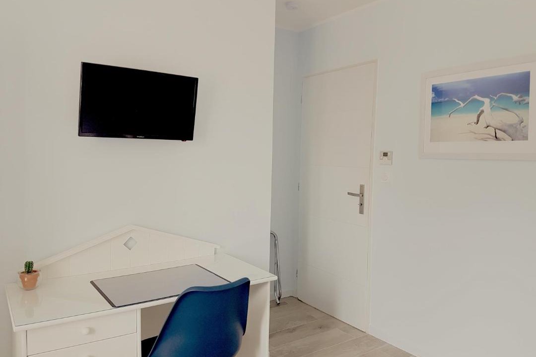 Photo of Others in Saint-Medard-d'Eyrans