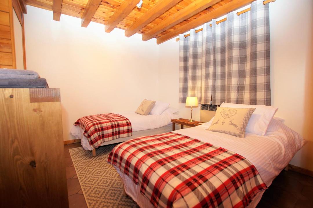 Photo of Others in Seez