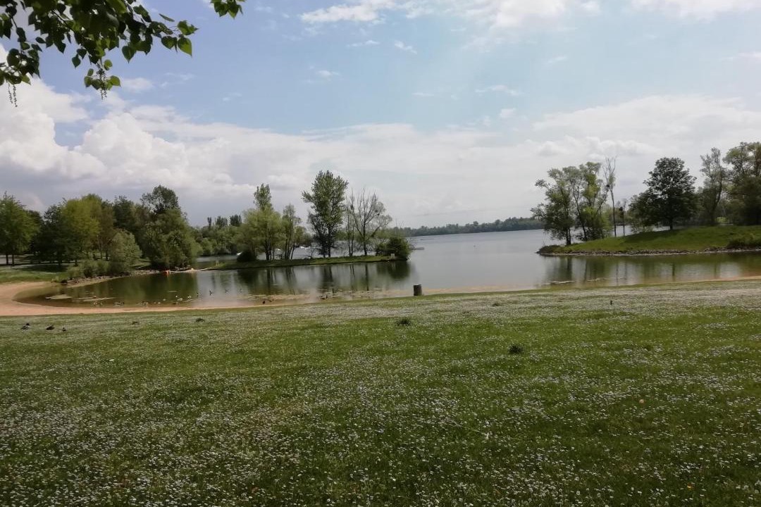 Photo of Others in Lery