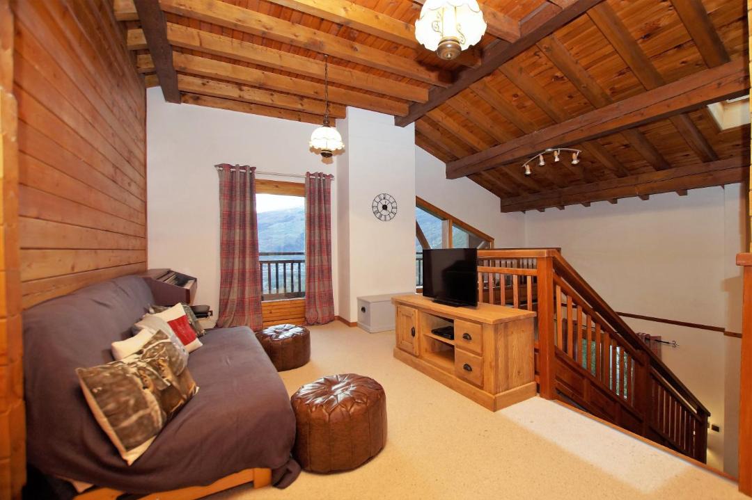 Photo of Others in Seez