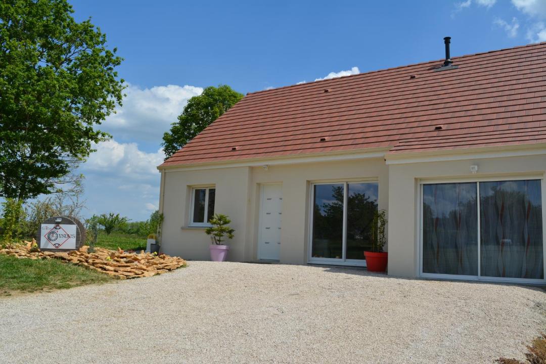 Photo of Others in Rully