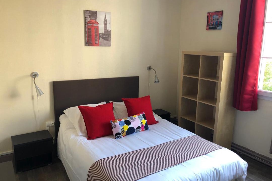 Photo of Bedroom in Saint-Lo