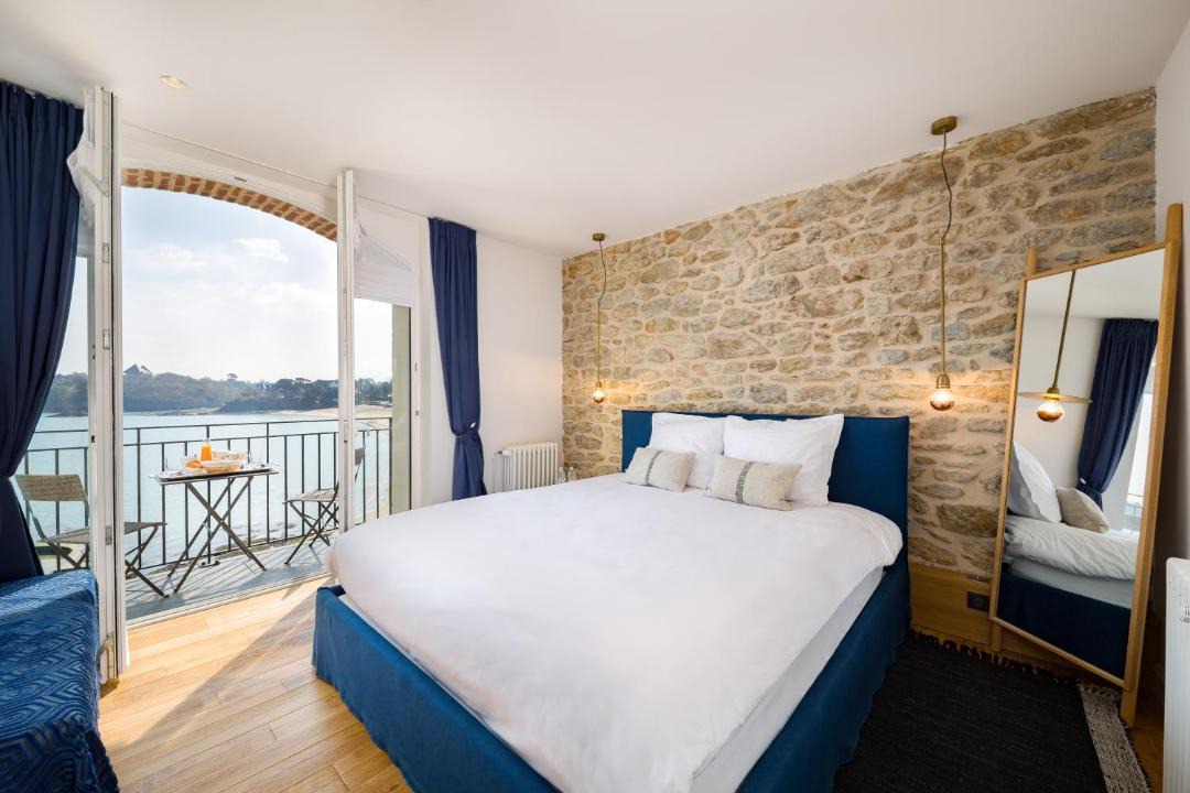 Photo of Bedroom in Dinard