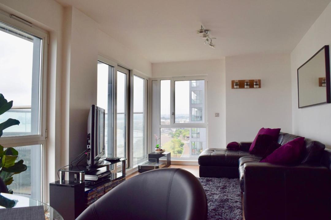 Photo of Livingroom in Peninsula