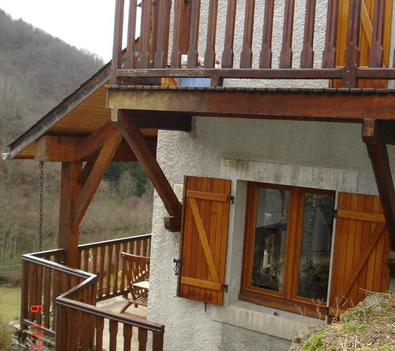 Photo of Buildings in Bareilles