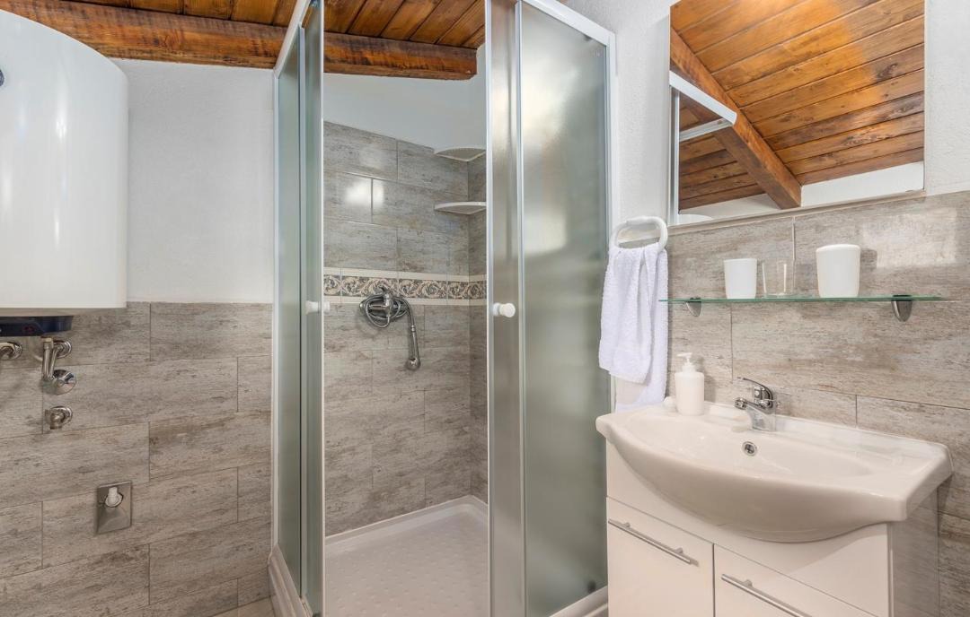 Photo of Bathroom in Porec