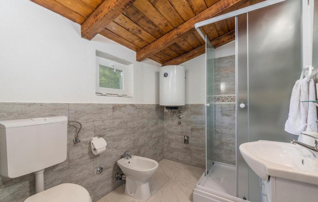 Photo of Bathroom in Porec