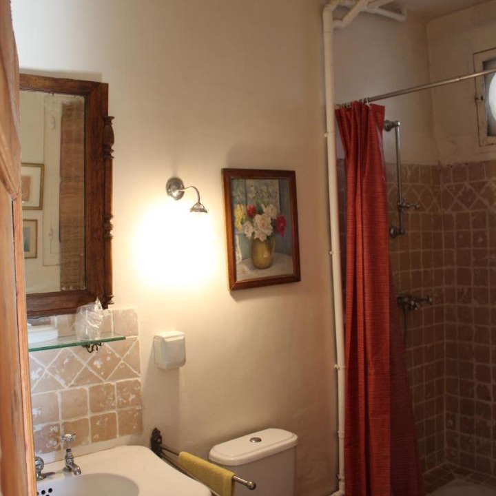 Photo of Bathroom in Durban-Corbieres