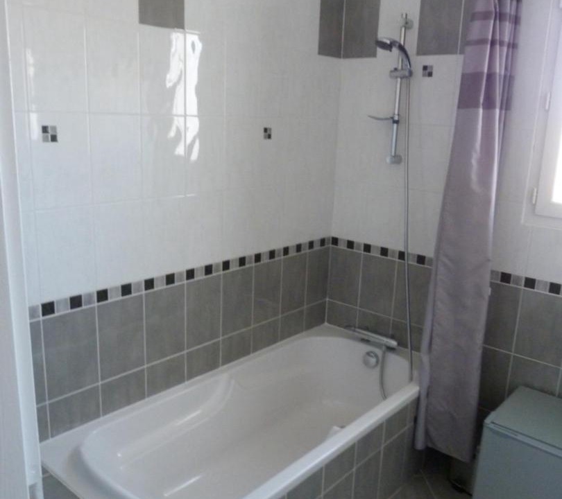 Photo of Others in Roujan