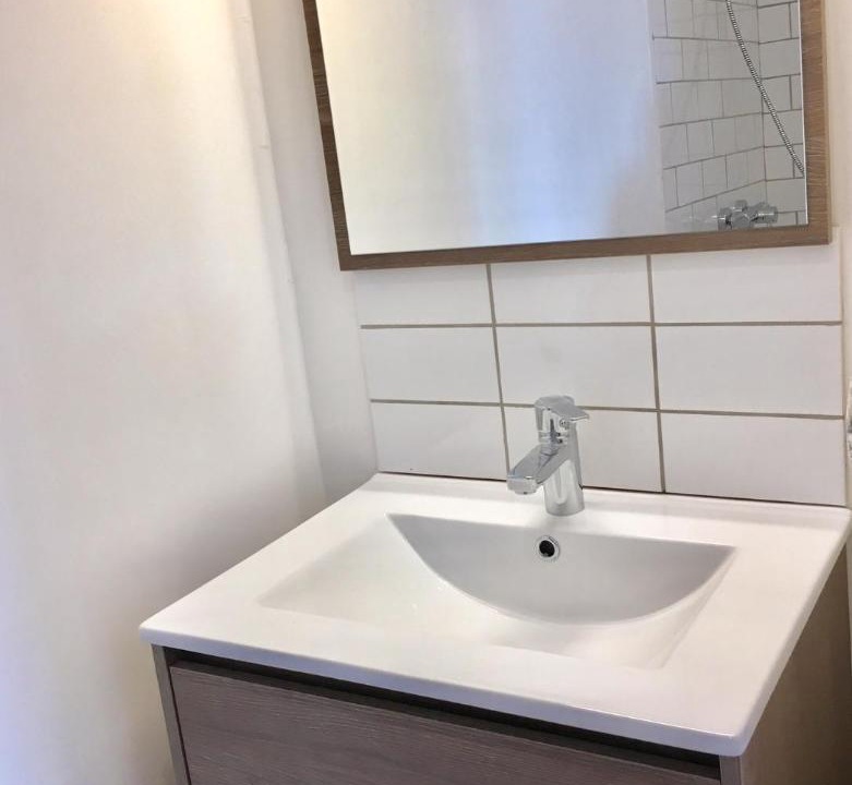 Photo of Bathroom in Nuits