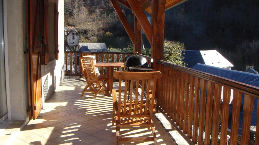 Photo of Others in Bareilles