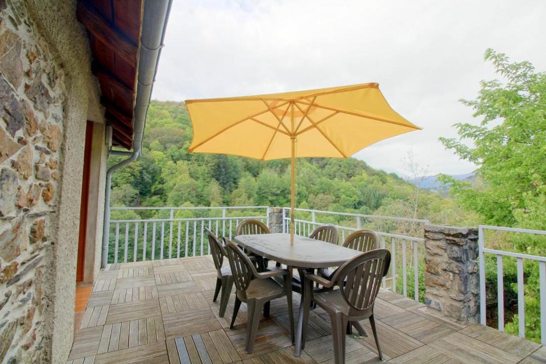 Photo of Patio Balcony in Bareilles