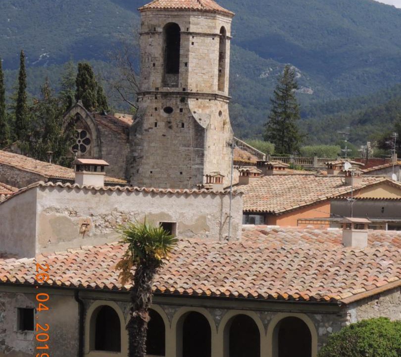 Photo of Buildings in Besalu