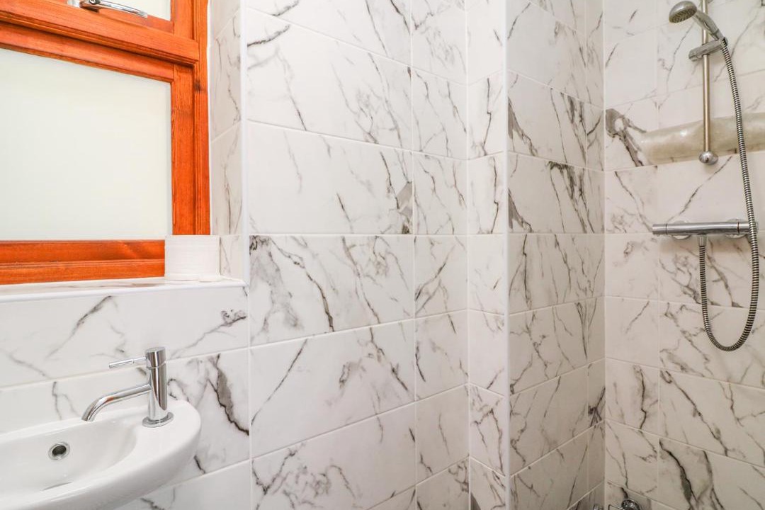 Photo of Bathroom in Lynton