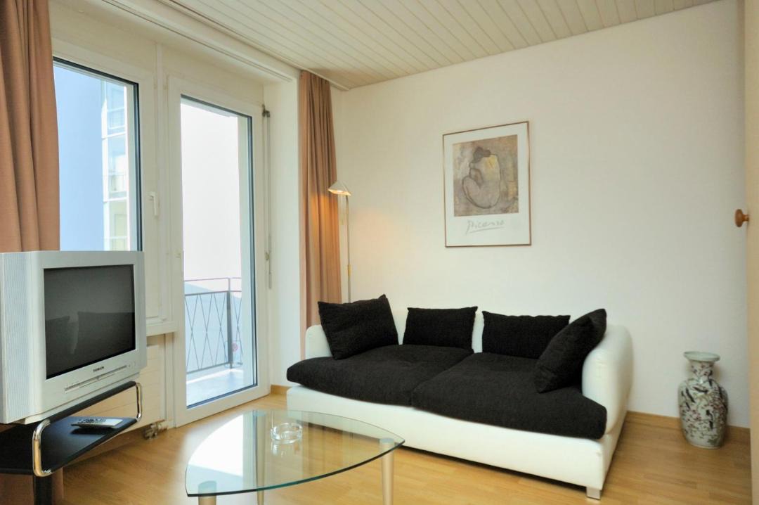 Photo of Livingroom in Center