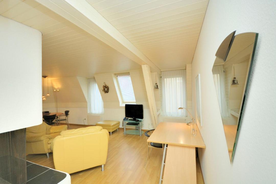 Photo of Livingroom in Center