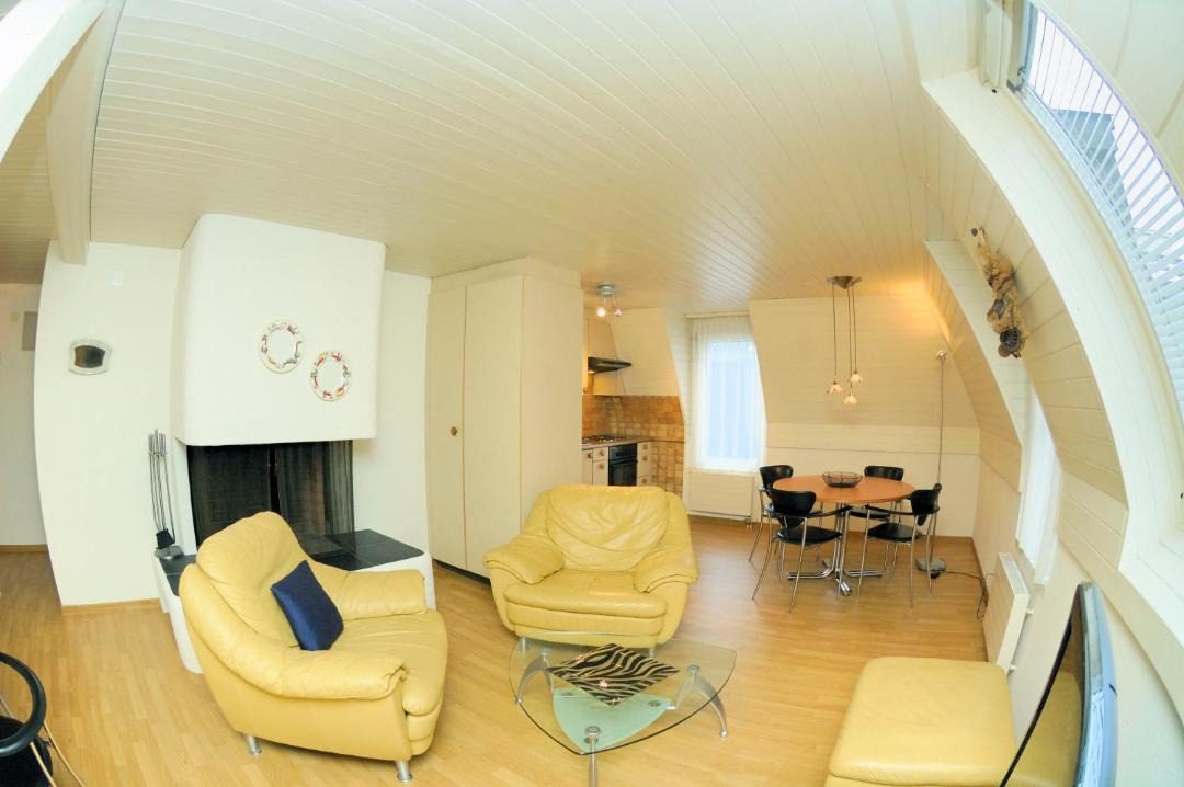Photo of Livingroom in Center