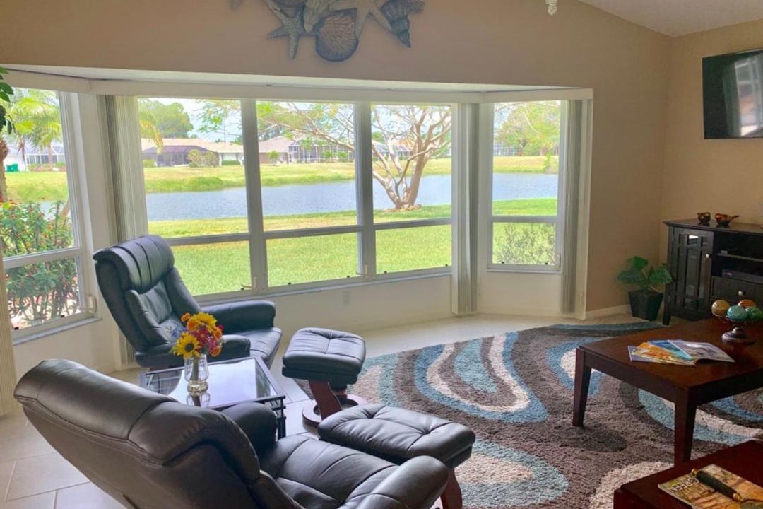 Photo of Livingroom in Broadmoor