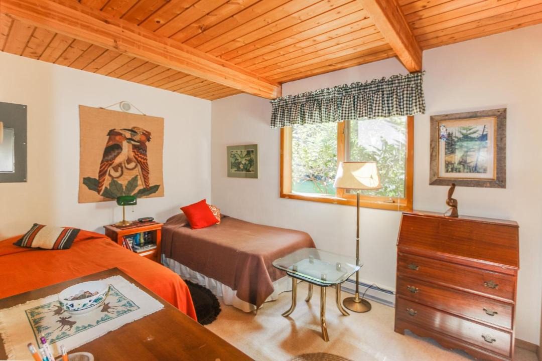 Photo of Livingroom in Lopez Island