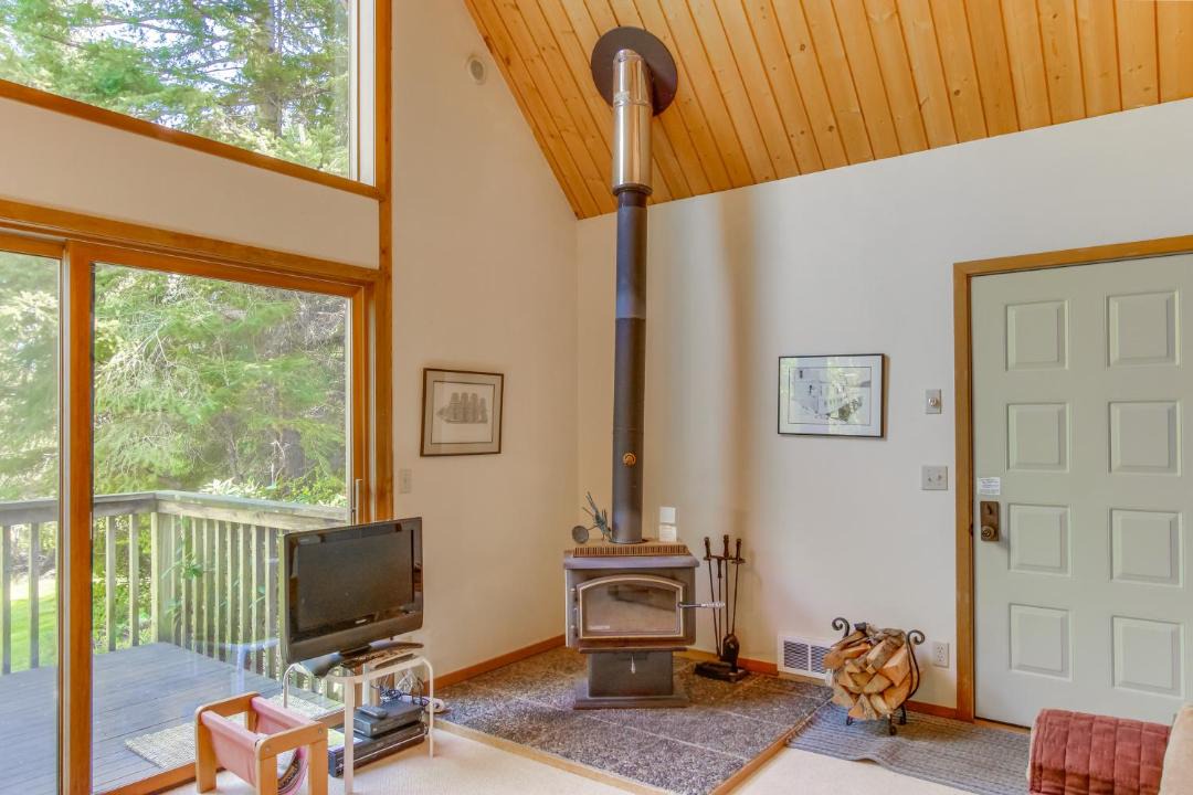 Photo of Livingroom in Lopez Island