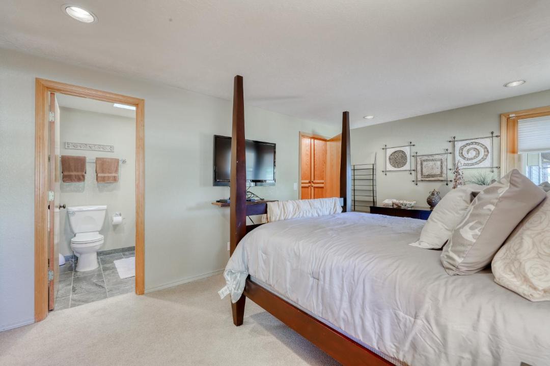 Photo of Bedroom in Deer Park