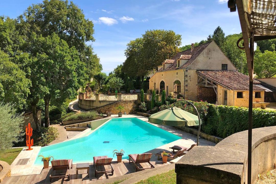 Photo of Others in Couze-et-Saint-Front