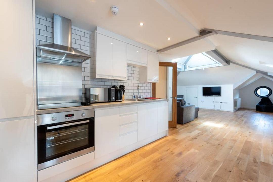 Photo of Kitchen in Uxbridge North