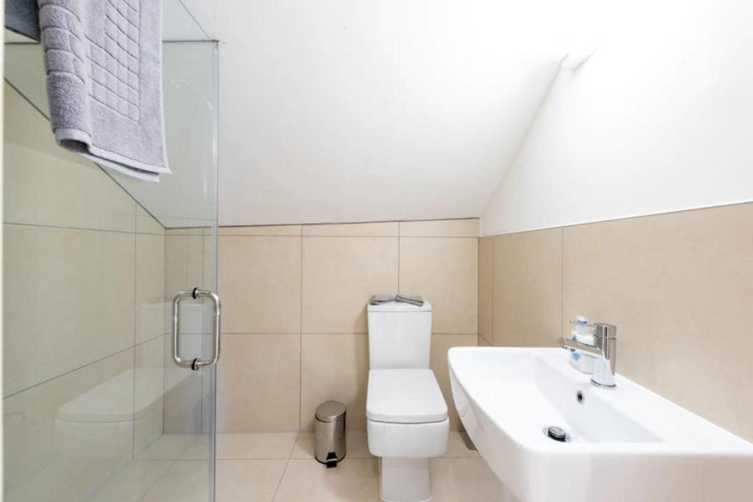 Photo of Bathroom in Uxbridge North