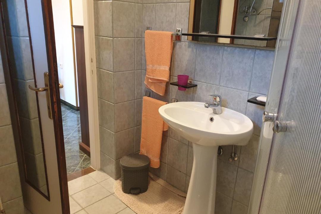 Photo of Bathroom in Pobri
